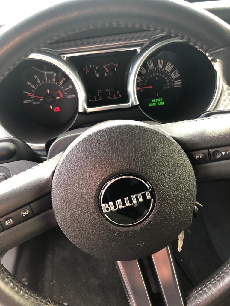 Ford Mustang Bulltt - 4
