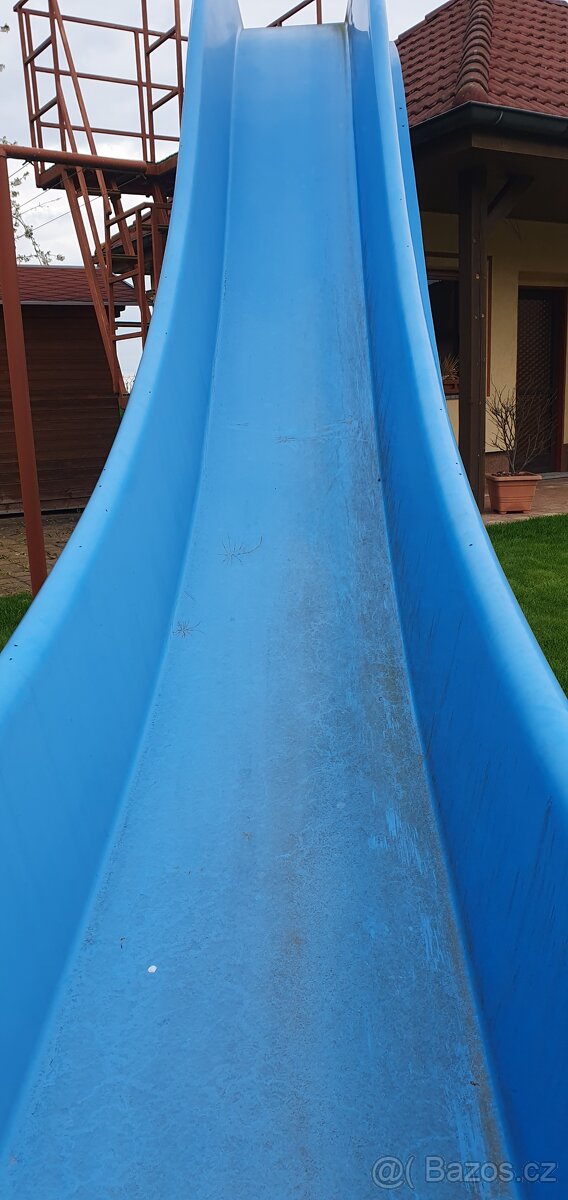 Skluzavka do bazénu s konstrukcí - 4
