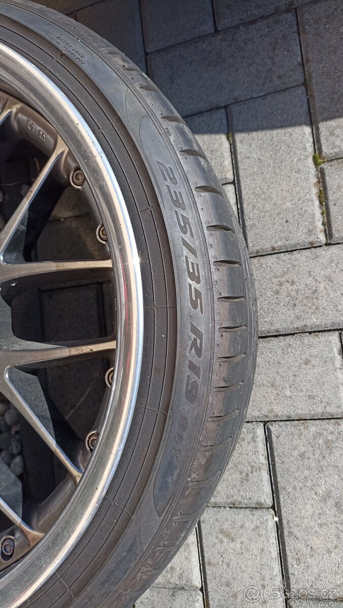 235 35 19 Pirelli pzero kusovka - 4