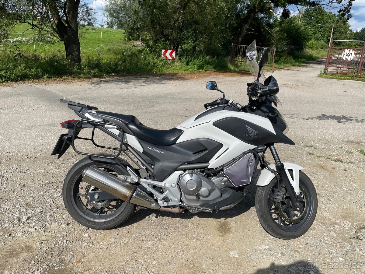 Honda NC700X - 4