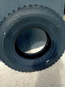 Nákladní pneumatiky Landspider  DR330 315/80 R22,5 - 4