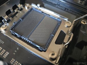 GIGABYTE B650M S2H - 4