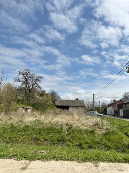 Stavební pozemek, 1241m² klidu a prostoru - 4