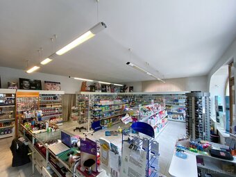 Prodej komerčního objektu – podnikání i bydlení v centru Bys - 4