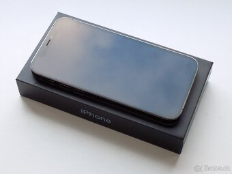 APPLE iPhone 12 Pro 256GB Graphite - ZÁRUKA - 100% BATERIE - 4