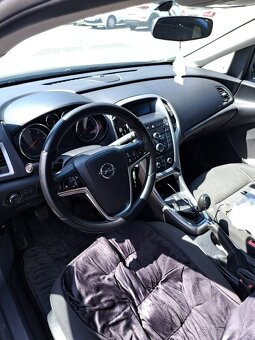 Prodám Opel Astra Combi - 4