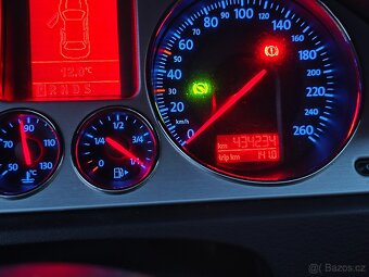 Volkswagen Passat b6 2.0tdi 2008 automat - 4