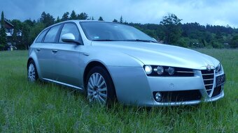 Alfa Romeo 159 2.4JTDm SW Q-tronic 185 tis km - 4