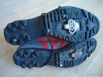 cyklotretry Adidas vel.38 - 4