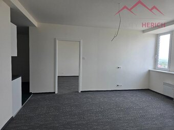 Pronájem bytu 3+kk, rekonstrukce, 65 m2, Žižkovo náměstí - A - 4