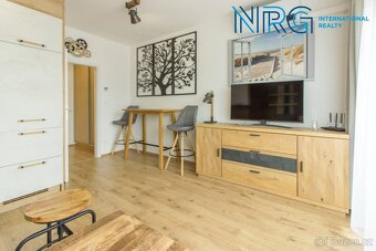 Pronájem bytu 1+KK, 26 m2, s balkonem a garážovým stáním, Fo - 4