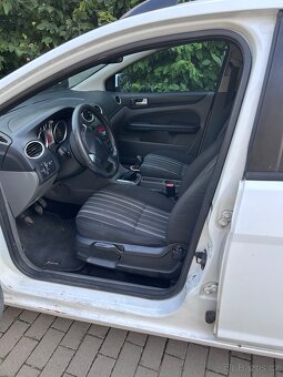 Ford focus combi 1.6 benzin - 4