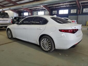 2021 Alfa Romeo Giulia Sport 2.0 AWD - 4
