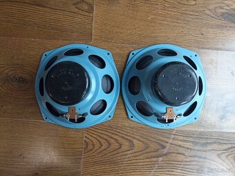 Reprobedna / subwoofer - 4