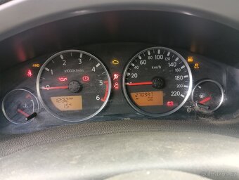 Nissan pathfinder Nepojízdný - 4