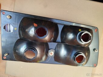 Nová zadní světla M Škoda 105 120 2ks - 4