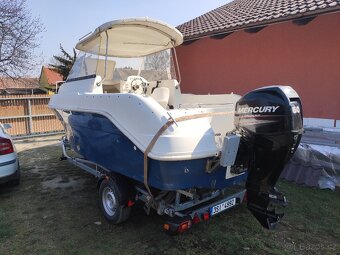 kajutová motorová laminátová loď Bluestar Ventura - 4