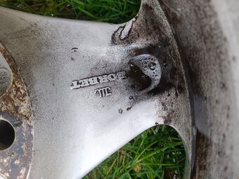 ALU KOLA - PRODÁM TŘÍPAPRSKOVÁ ALU KOLA 4x100, 5,5 J x 13 H2 - 4