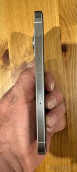 Prodám Apple IPhone 15 Pro 128 GB White - 4