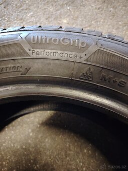 205/55/17 zimní Goodyear - 4