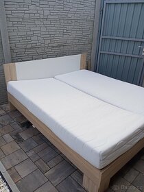 Prodám manželskou postel + Matrace 180cm x 200cm - 4