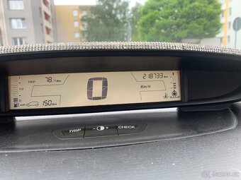 Citroen C4 hatchback 1.6HDi - 4