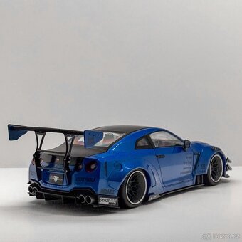 Nissan GTR LBWK Solido 1:18 - 4