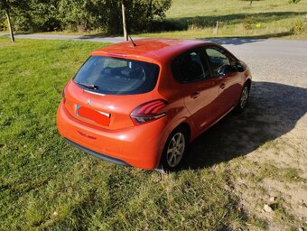 Peugeot 208 - 4