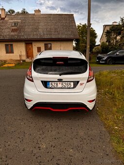 Fiesta ST - 4