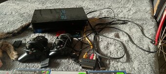 Playstation 2 + 2 ovladače a hry - 4