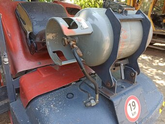 Plne funkčný motor Zetor 7201/ LPg - 4