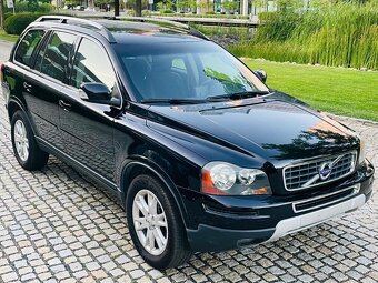 Volvo XC90 2.4D5 136KW 4x4 AUTOMAT NAVI SENZORY SERVISKA - 4