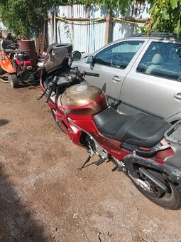 Suzuki gsx 1100f - 4