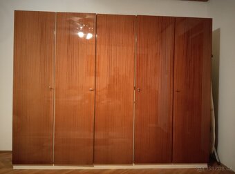Šatní skříň - 4