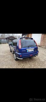 Nissan X-trail 2.2 CDI, najeto 202 500 km - 4