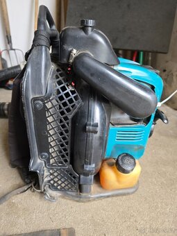 Zádový fukar Makita - 4