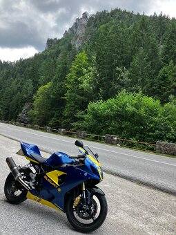 Suzuki GSX-R 600 - POUZE 17 000 KM - 4