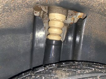 Vw touran 2.0tdi 103kw - 4