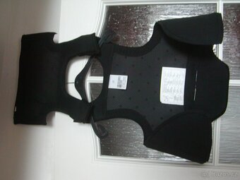 jezdecká bezpečnostní vesta Fouganza vel. 8/10,12/14 - 4