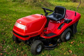 Silný sekací traktůrek Murray ( MTD ) 16 hp Vanguard 2 válec - 4