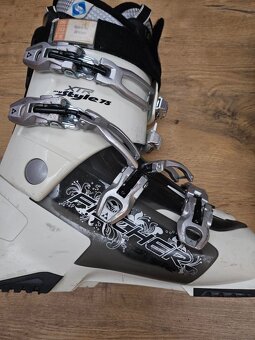 Lyžařské boty FISCHER RC ONE 110 PRO vel. 39/ 255 - 4