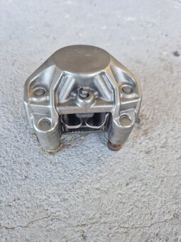 čerpadlo brzda zadní brzdové třmeny Ducati 1098 1198 848 - 4