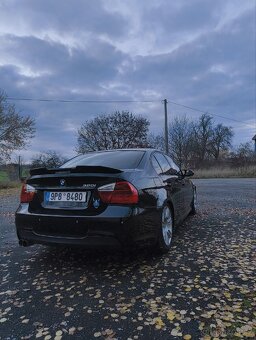 Bmw e90 320i M-paket - 4