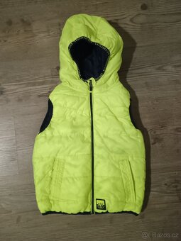 Chlapecká oboustranná vesta C&A vel 116 - 4