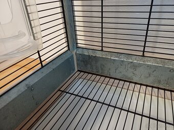 Prodám dřevěnou klec - 4