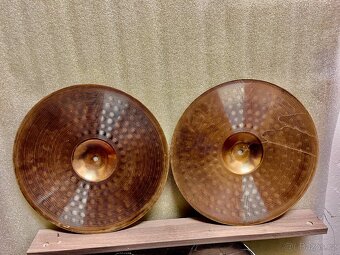 Meinl HCS 14" hi hat. - 4