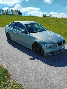 BMW e90 320i - 4