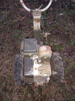 Jednoosý malotraktor s motorem briggs & stratton 5hp - 4