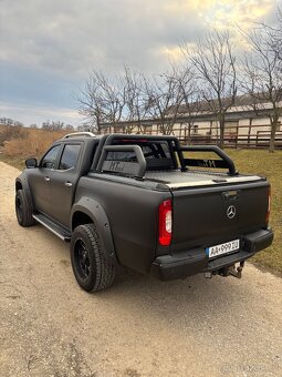 Mercedes Benz X class 250 - 4