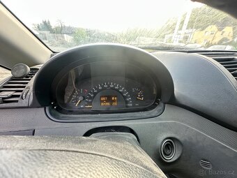 Mercedes Vito 115 cdi, 5 míst - 4